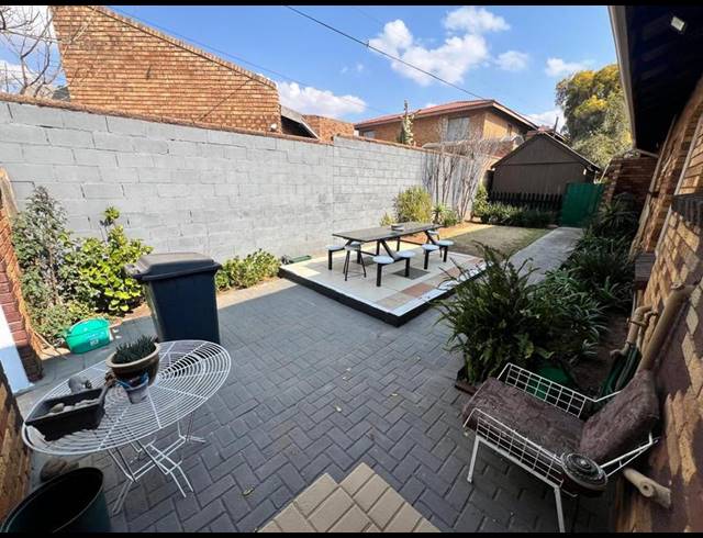 3 BEDROOM SIMPLEX FOR SALE IN DALPARK EXT 1